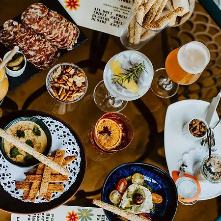 Hotel Grand Des Bains&villas Des Bains 3*