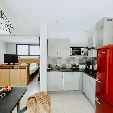 Ξενοδοχείο Grand Des Bains 3*