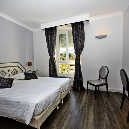 Grand Des Bains&villas Des Bains Hotel